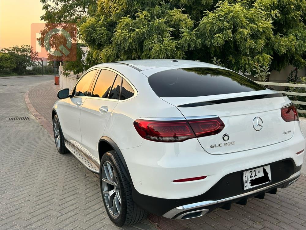 مێرسێدس بێنز GLC